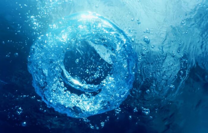 فقاعات من الهواء داخل المياه