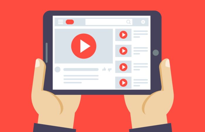 رسمة توضيحية لجهاز تاب لوحي وبداخله برنامج يوتيوب