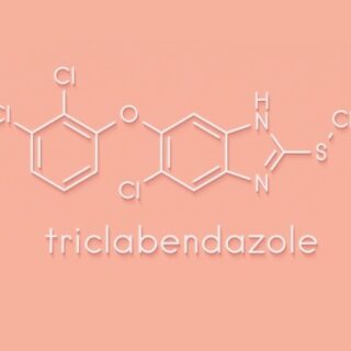 الصيغة الكيميائية لمركب التريكلابندازول
