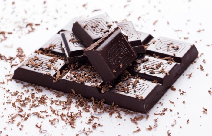 لوح شوكولاتة بني اللون